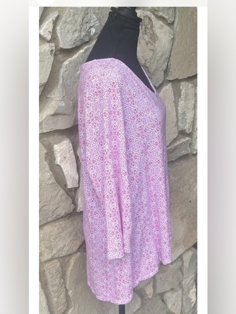 Chico's Ultimate Tee Tunic 2 (L) Pink White V Neck Hi Lo Hem - Picture 2 of 8